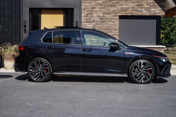 Volkswagen Golf 8 GTI Pano/HarmannKardon/Memory/Stoelventilatie/Camera/IQlight