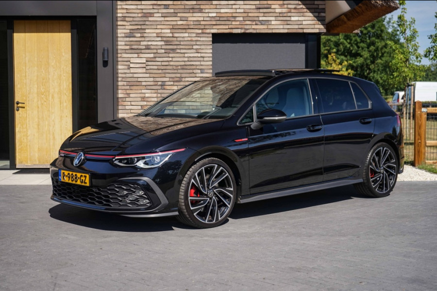 Volkswagen Golf 8 GTI Pano/HarmannKardon/Memory/Stoelventilatie/Camera/IQlight