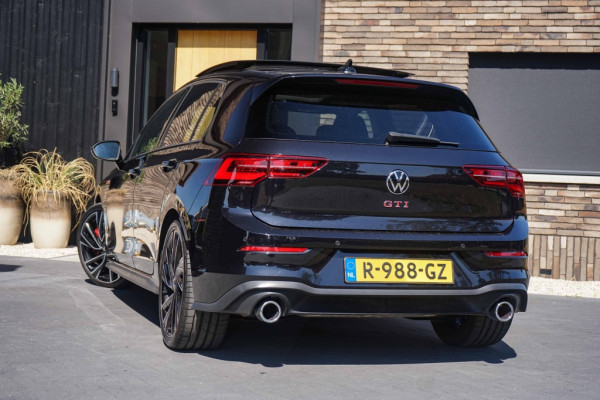 Volkswagen Golf 8 GTI Pano/HarmannKardon/Memory/Stoelventilatie/Camera/IQlight