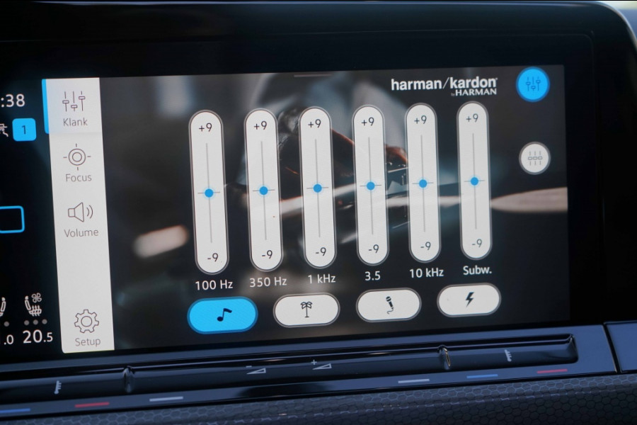 Volkswagen Golf 8 GTI Pano/HarmannKardon/Memory/Stoelventilatie/Camera/IQlight
