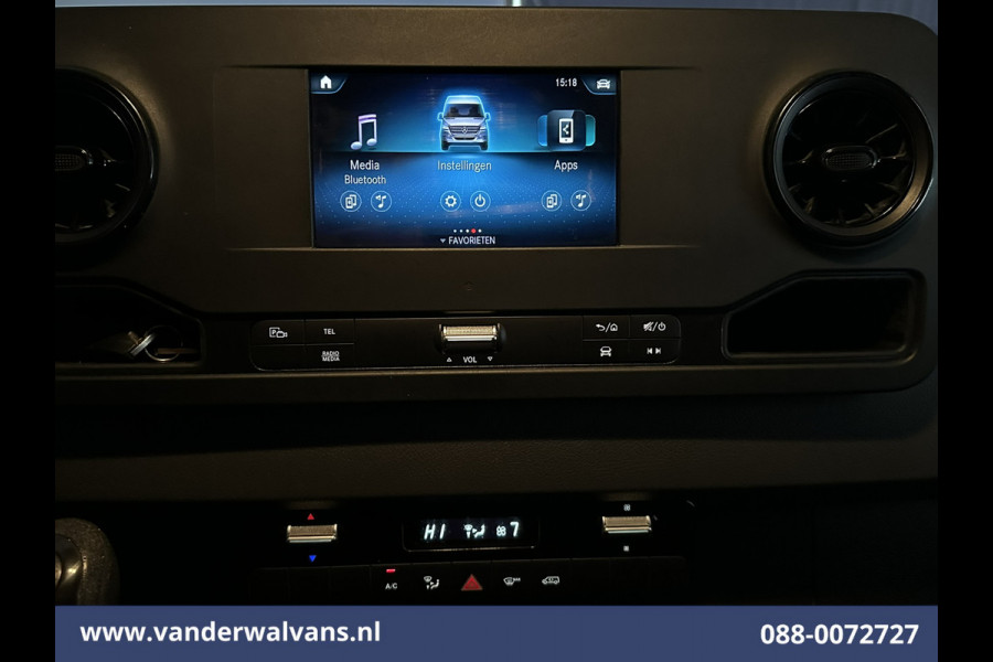 Mercedes-Benz Sprinter 214 CDI 143pk L2H2 Euro6 Airco | Camera | Apple Carplay | Chauffeursstoel Android Auto, Stoelverwarming, Bijrijdersbank