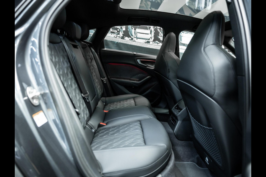 Audi A5 Limousine 2.0 e-hybrid quattro S edition Competition voorzien van alle bedenkbare opties!!!!