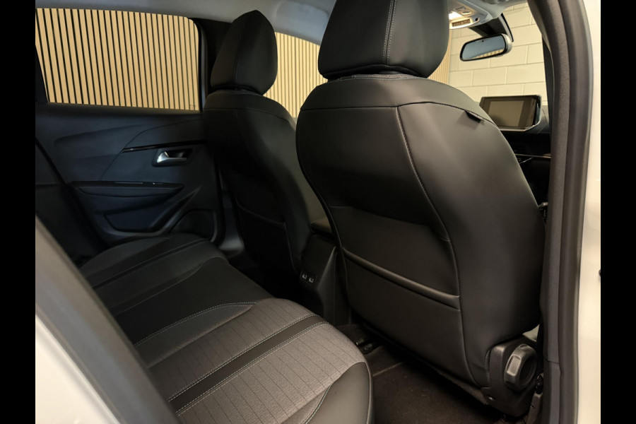 Peugeot 208 1.2 PureTech 100PK Aut. Allure Pack | Carplay | Camera | PDC | 3D Dash | Incl. garantie