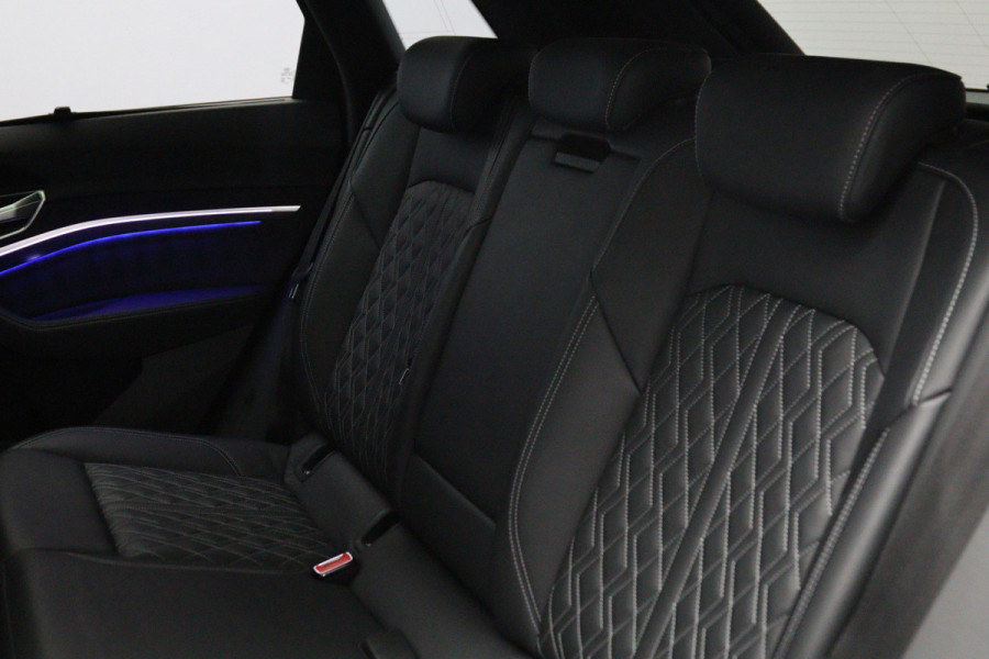 Audi Q8 e-tron 408 PK 55 Quattro S-Line Edition 115 kWh, SOH 97%, Panoramadak, RS-Sportstoelen, B&O Sound, Luchtvering