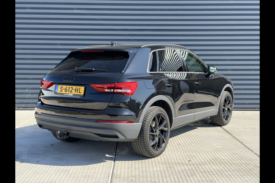 Audi Q3 45 TFSI e edition 245 PK | Apple carplay & Android auto | Trekhaak | Elek. Achterklep | LMV 19 Inch!