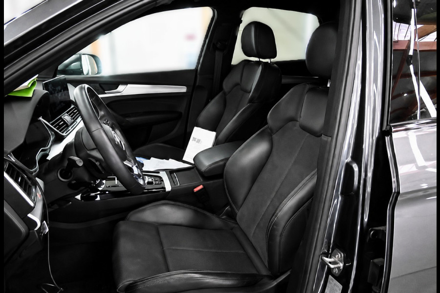 Audi Q5 Sportback 50 TFSI e S edition Competition S-Line | Panoramadak | Stoelverwarming | Apple Carplay | Camera | Keyless | Navigatie | Trekhaak | Cruise Control | Ambiance Verlichting |