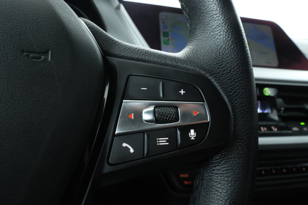 BMW 1-serie 118i High Executive Edition Full Black, Apple Carplay, Cruise,