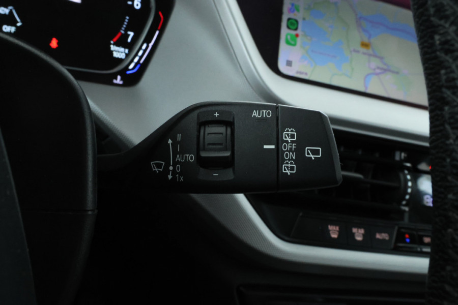 BMW 1-serie 118i High Executive Edition Full Black, Apple Carplay, Cruise,