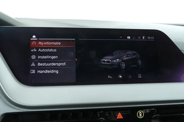 BMW 1-serie 118i High Executive Edition Full Black, Apple Carplay, Cruise,