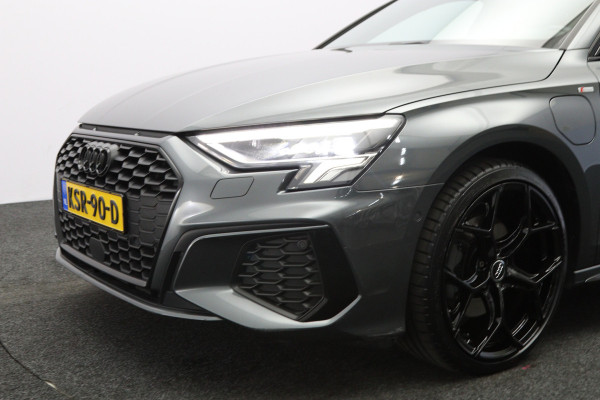 Audi A3 Sportback 40 TFSI e 204 PK S-Line PHEV, Leder, LED, Adap. Cruise Control