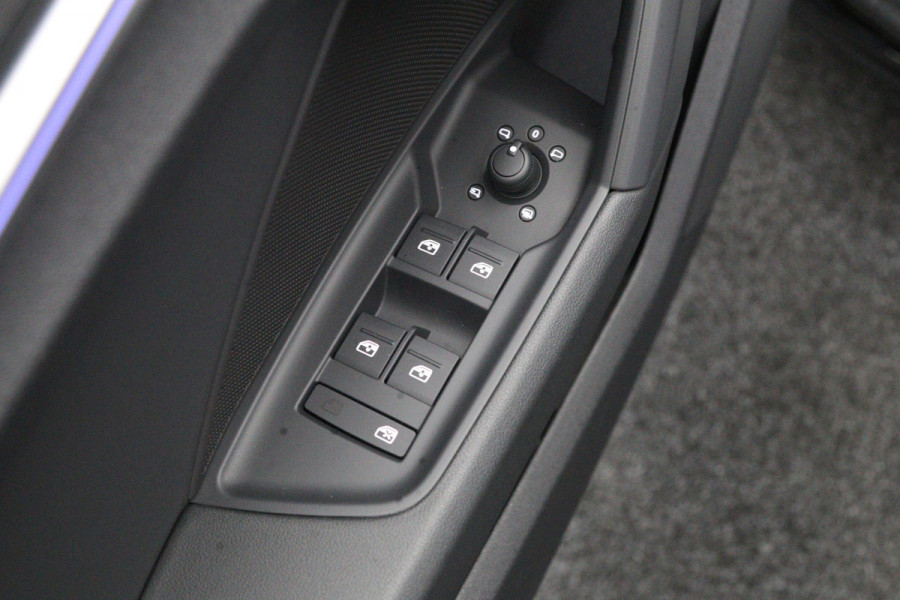 Audi A3 Sportback 40 TFSI e 204 PK S-Line PHEV, Leder, LED, Adap. Cruise Control
