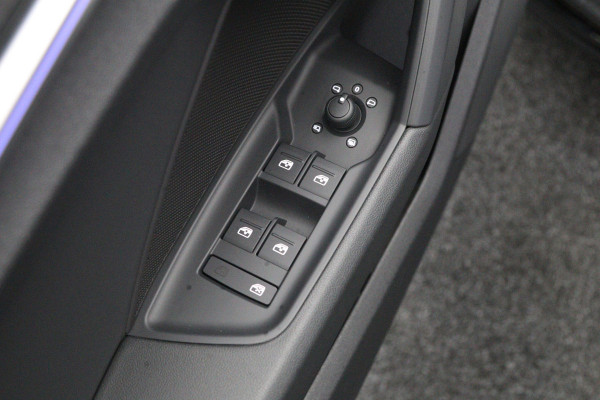 Audi A3 Sportback 40 TFSI e 204 PK S-Line PHEV, Leder, LED, Adap. Cruise Control
