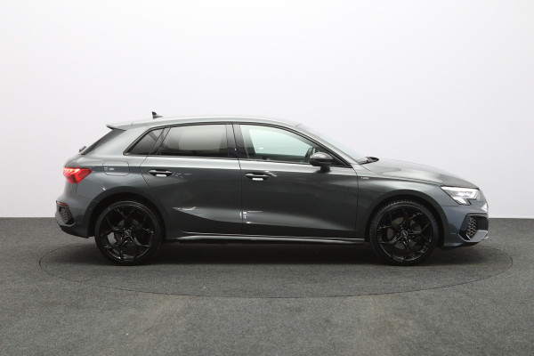 Audi A3 Sportback 40 TFSI e 204 PK S-Line PHEV, Leder, LED, Adap. Cruise Control