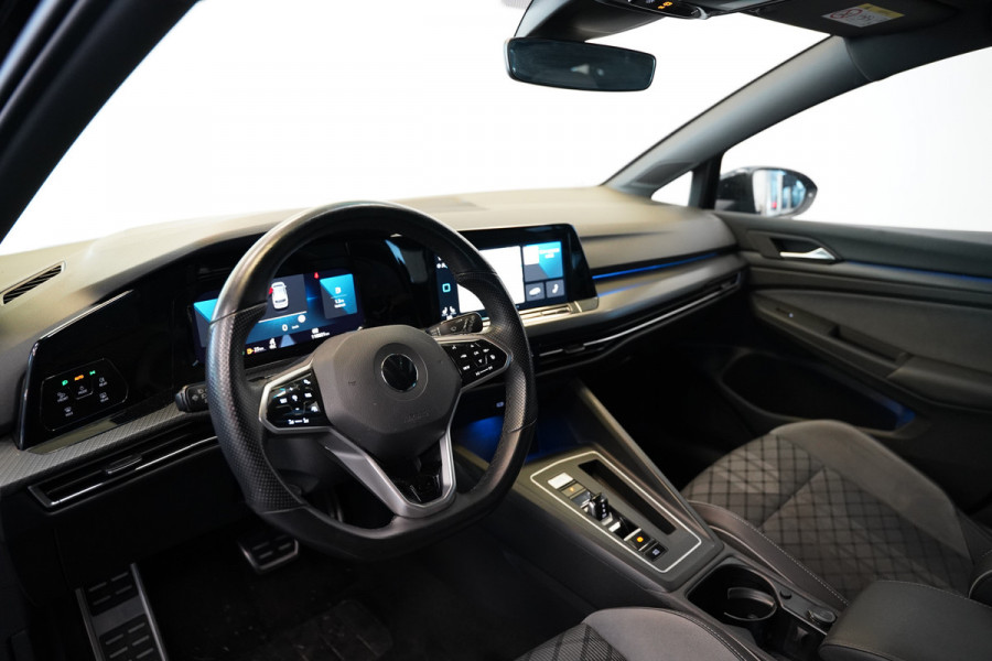 Volkswagen Golf 1.5 eTSI R-Line Business ACC PDC Carplay