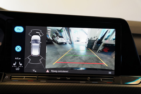 Volkswagen Golf 1.5 eTSI R-Line Business ACC PDC Carplay