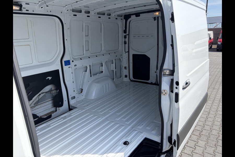 Mercedes-Benz Sprinter 317 1.9 CDI L2H1 RWD*AUTOM.*3500KG*NAVI*CAM*HAAK*