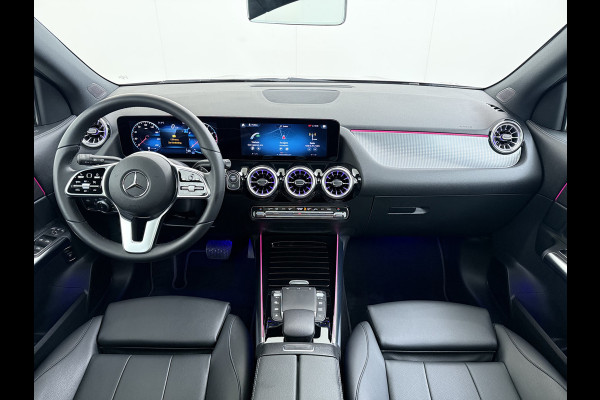 Mercedes-Benz GLA 180 Luxury Line | Pano Memory Multibeam Sfeer Keyless