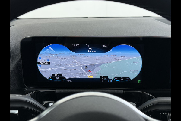 Mercedes-Benz GLA 180 Luxury Line | Pano Memory Multibeam Sfeer Keyless