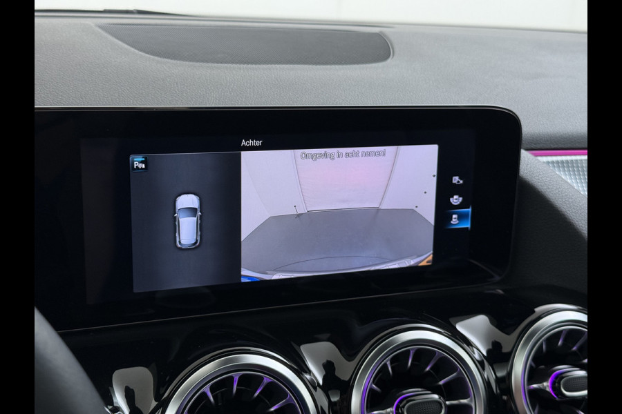 Mercedes-Benz GLA 180 Luxury Line | Pano Memory Multibeam Sfeer Keyless