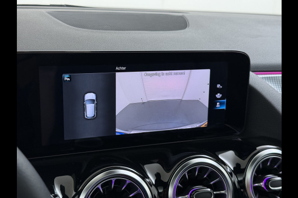 Mercedes-Benz GLA 180 Luxury Line | Pano Memory Multibeam Sfeer Keyless
