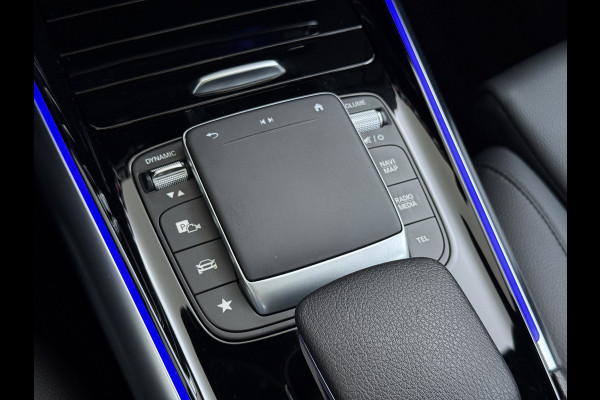 Mercedes-Benz GLA 180 Luxury Line | Pano Memory Multibeam Sfeer Keyless