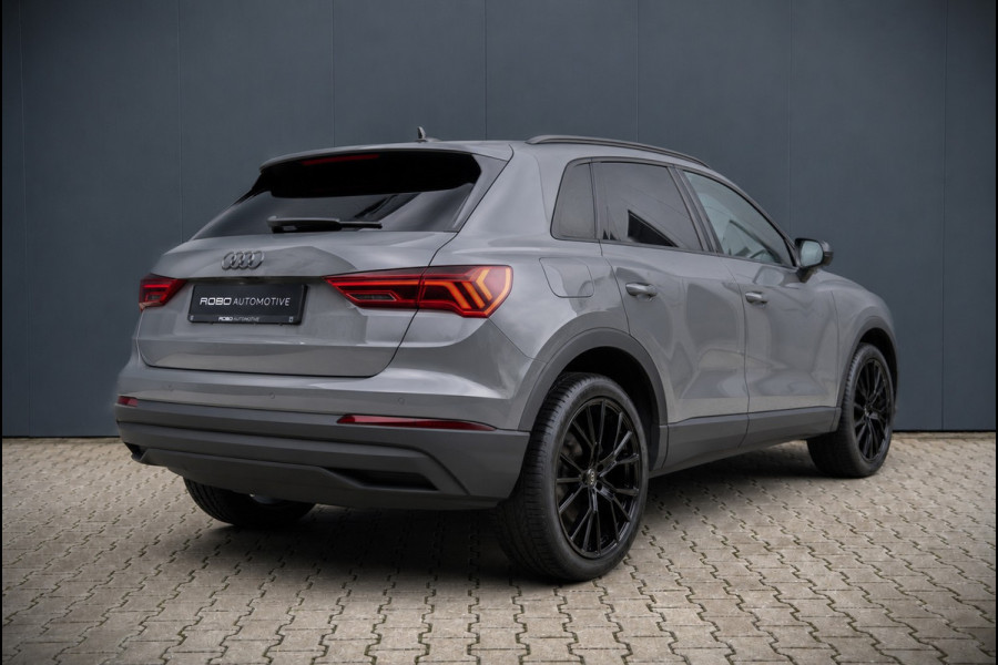 Audi Q3 45 TFSI e Advanced edition | Stoelverwarming | Navigatie | Parkeersensoren | Adaptive Cruise Control | Matrix LED | DAB | Parkeersensoren | Nanograu | SOH 95%