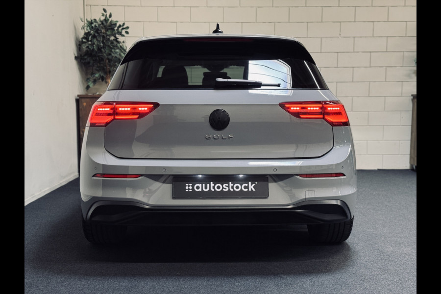 Volkswagen Golf 1.5 eTSI | Panorama | Memory | IQ | HK Audio