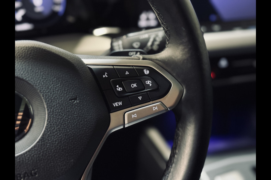 Volkswagen Golf 1.5 eTSI | Panorama | Memory | IQ | HK Audio