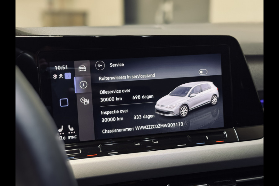 Volkswagen Golf 1.5 eTSI | Panorama | Memory | IQ | HK Audio