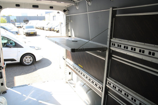 Volkswagen Crafter 35 2.0 TDI 140PK L4H3 Comfort / Imperiaal / Camera / App connect