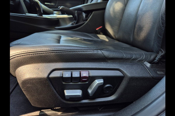 BMW 3 Serie Touring 320i X Drive Luxury Edition Apple CarPlay Trekhaak 320i xDrive Luxury Edition
