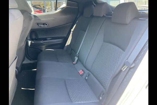 Toyota C-HR 1.8 Hybrid Dynamic Bi-Tone | Stoelverwarming | Apple Carplay / Android Auto