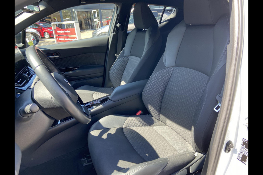 Toyota C-HR 1.8 Hybrid Dynamic Bi-Tone | Stoelverwarming | Apple Carplay / Android Auto