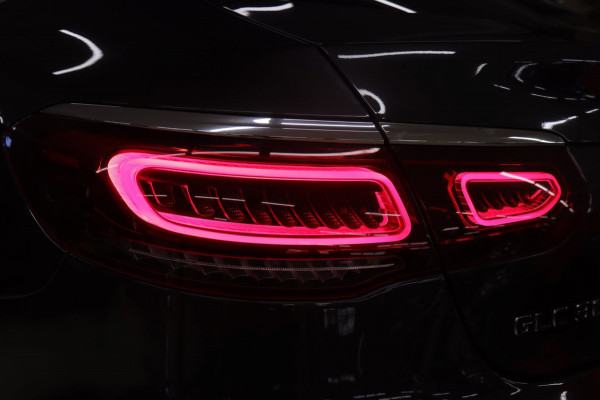 Mercedes-Benz GLC Coupé 300e 4MATIC AMG-LINE PANO/CARPLAY/KEYLESS/SFEERVER/VOL