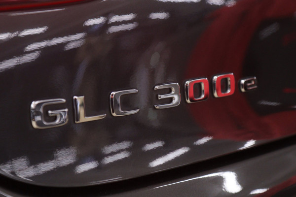 Mercedes-Benz GLC Coupé 300e 4MATIC AMG-LINE PANO/CARPLAY/KEYLESS/SFEERVER/VOL