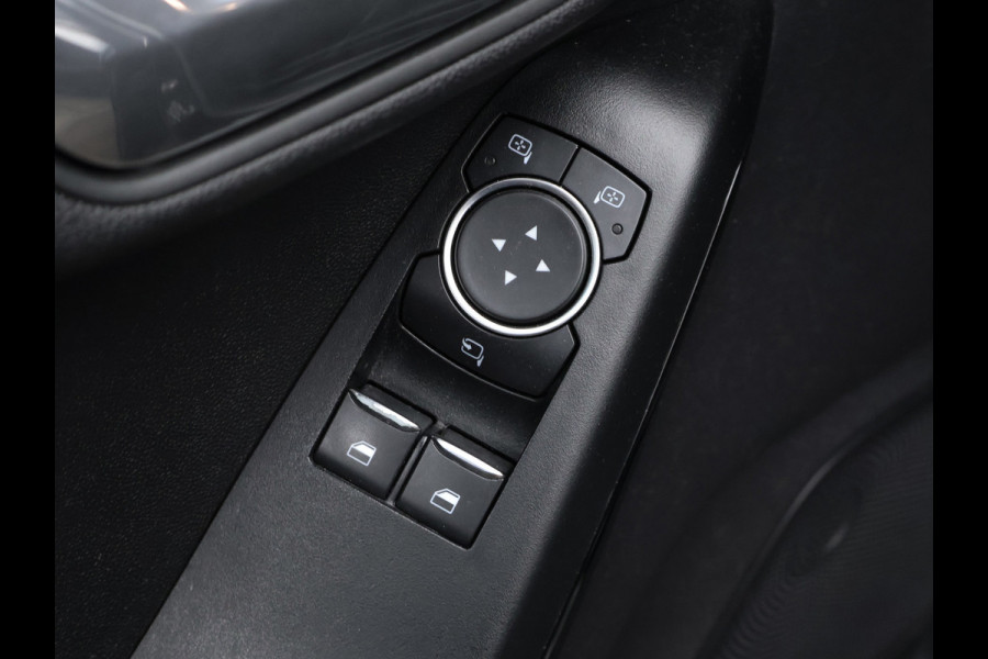 Ford Fiesta 1.1 Sport (APPLE CARPLAY,NAVI,LED,PDC,LANE ASSIST,DAB,BLUETOOTH,SPORTSTOELEN,LM VELGEN,NIEUWE APK,NETTE STAAT)