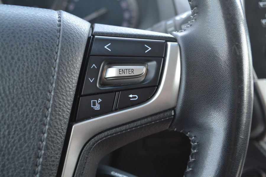 Toyota Land Cruiser 150 2.8 D-4D-F Challenger Window Van 204 PK