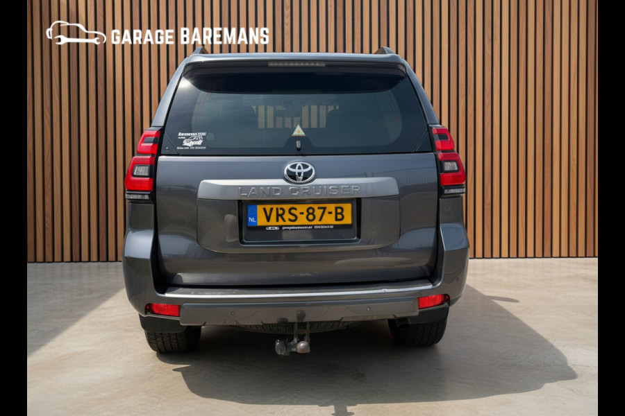 Toyota Land Cruiser 150 2.8 D-4D-F Challenger Window Van