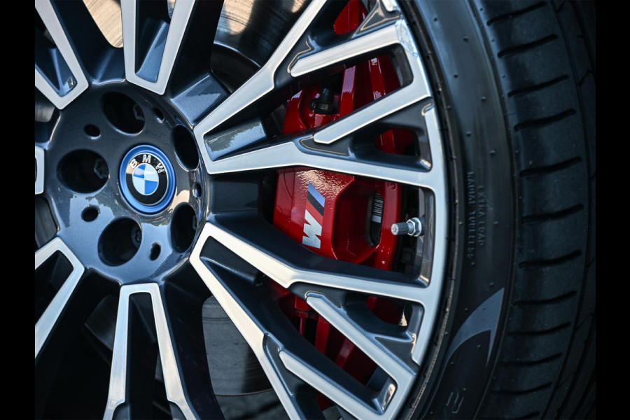 BMW X5 xDrive50e M-Sport Pro | Panoramadak | HUD | Harman/Kardon | Active Cruise | 360 Camera | Stoelverwarming + Ventialatie | Memory Seats | BMW Gesture Control | Ambiance Interieur |