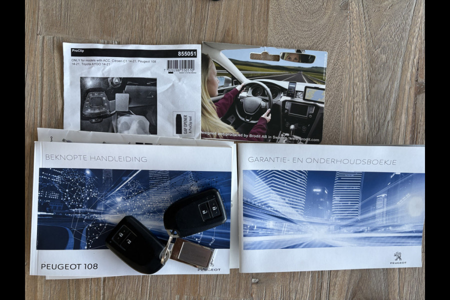 Peugeot 108 1.0 e-VTi Allure Airco - Achteruitrijcamera - Bluetooth - Led verlichting - Elektrische ramen - Licht metalen velgen 15 inch - Mistlampen voor - Stuur multifunctioneel - Start/ stop systeem - Centrale vergrendeling met afstandsbediening