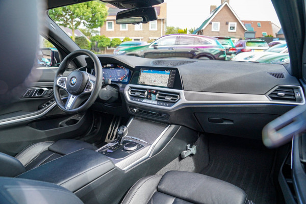 BMW 3-serie M340i xDrive High Executive Edition | Harman Kardon | HuD | Schuif/kanteldak | 360 cam | Adaptieve Cruise | 374 PK