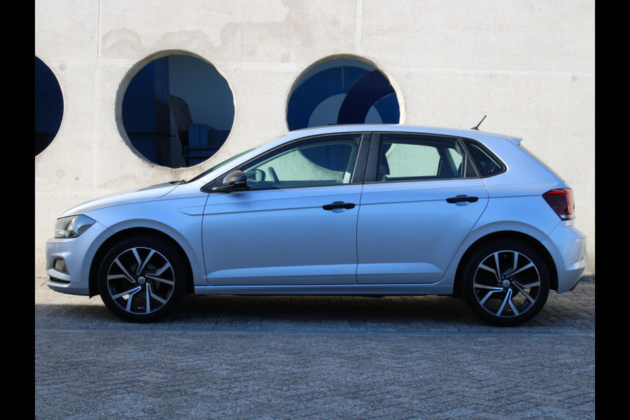 Volkswagen Polo 1.0 MPI Trendline | MULTI MEDIA DISPLAY | AIRCO | 12 MAANDEN BOVAG GARANTIE |