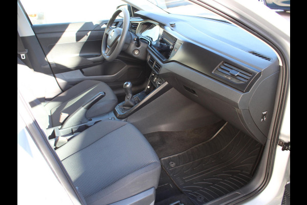 Volkswagen Polo 1.0 MPI Trendline | MULTI MEDIA DISPLAY | AIRCO | 12 MAANDEN BOVAG GARANTIE |