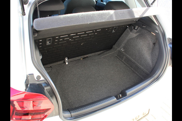 Volkswagen Polo 1.0 MPI Trendline | MULTI MEDIA DISPLAY | AIRCO | 12 MAANDEN BOVAG GARANTIE |