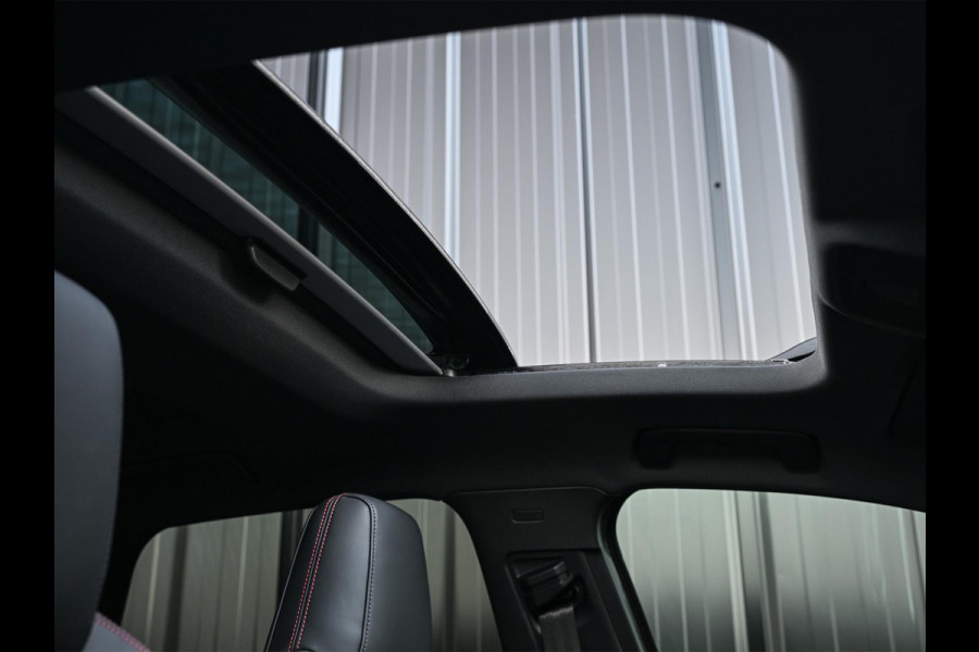Audi A3 Sportback 45 TFSI e S edition Competition | Nardo Grey | Panoramadak | 5 jr garantie | Ambiance interieur | Sonos Sound | Active Cruise | S-Seats + Memory | Head-Up | Camera | Stoelverwarming | Keyless |