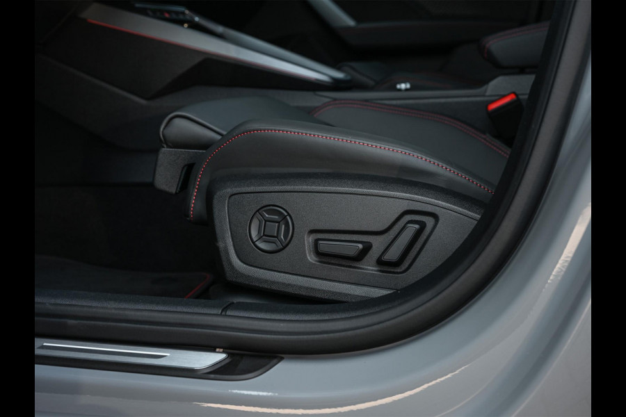Audi A3 Sportback 45 TFSI e S edition Competition | Nardo Grey | Panoramadak | 5 jr garantie | Ambiance interieur | Sonos Sound | Active Cruise | S-Seats + Memory | Head-Up | Camera | Stoelverwarming | Keyless |
