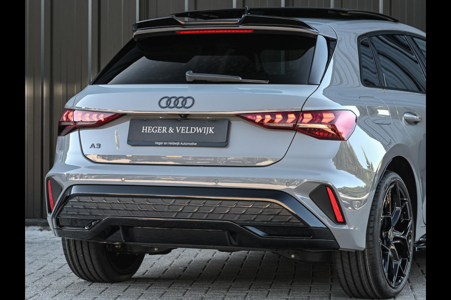 Audi A3 Sportback 45 TFSI e S edition Competition | Nardo Grey | Panoramadak | 5 jr garantie | Ambiance interieur | Sonos Sound | Active Cruise | S-Seats + Memory | Head-Up | Camera | Stoelverwarming | Keyless |