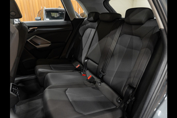 Audi Q3 35 TFSI Pro Line business, Apple Carplay, Matrix Led, ACC, Android Auto, Blind spot, PDC, Volledig Onderhouden