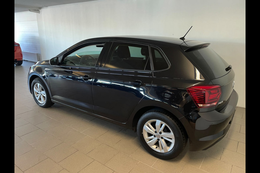 Volkswagen Polo 1.0 TSI Comfortline AIRCO CRUISE NAVI APPLE CARPLAY PRIVACY GLAS LM VELGENPARKEERSENSOREN