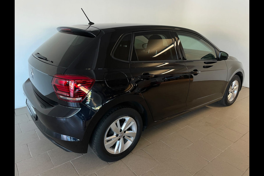 Volkswagen Polo 1.0 TSI Comfortline AIRCO CRUISE NAVI APPLE CARPLAY PRIVACY GLAS LM VELGENPARKEERSENSOREN